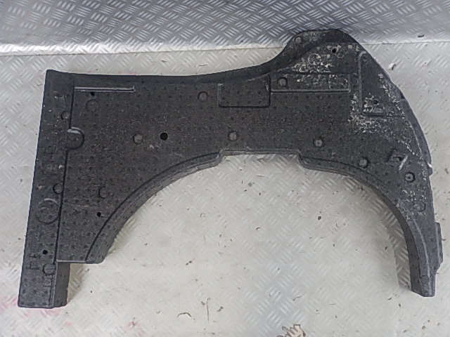 фото №1, Volvo s40 ii v50 корпус пенополистирол w багажник