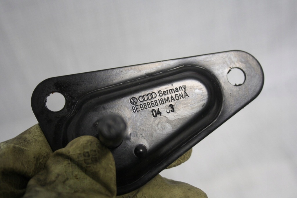 фото №5, Фурнитура крепления сиденье p 8e9886818 audi a6 rs6 c6