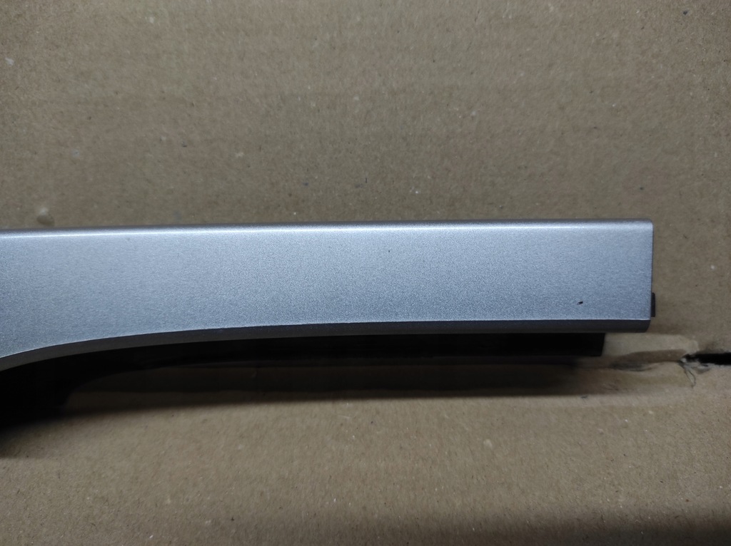 фото №8, Заглушка накладка рейлінг ліва задня renault laguna iii