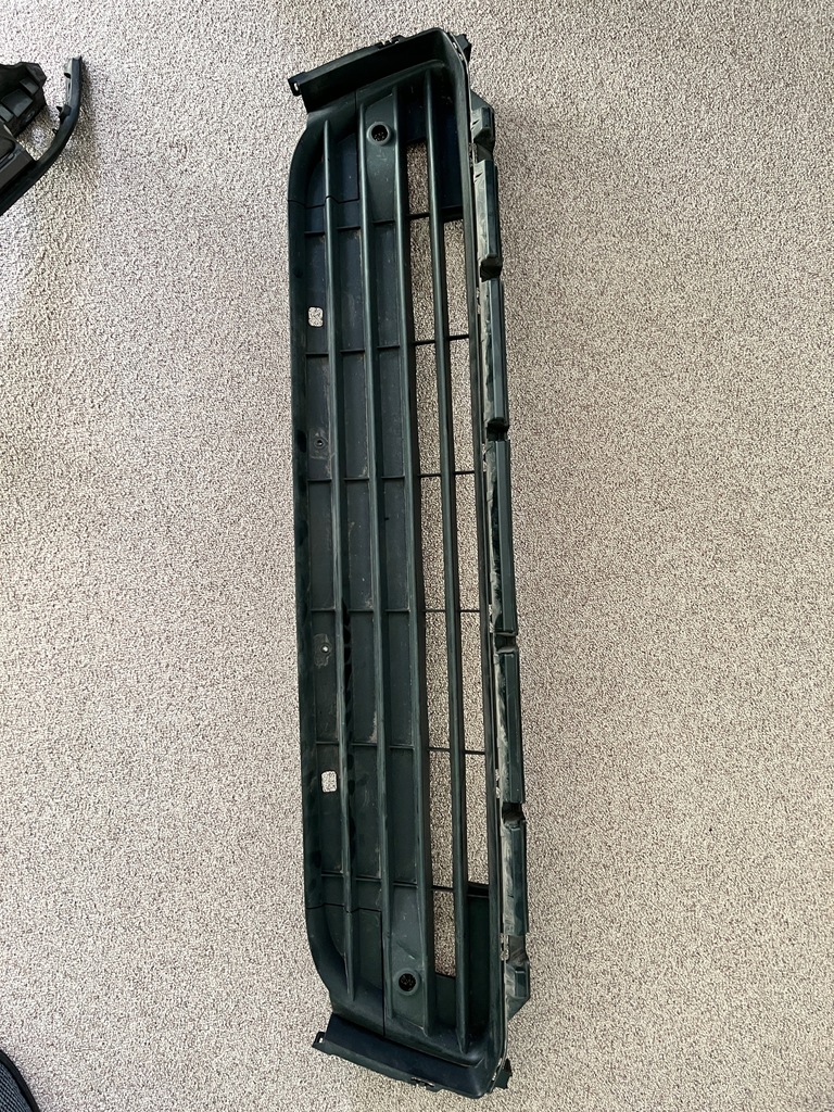 фото №1, Решітка радіатора нижня lexus rx450 5311248210