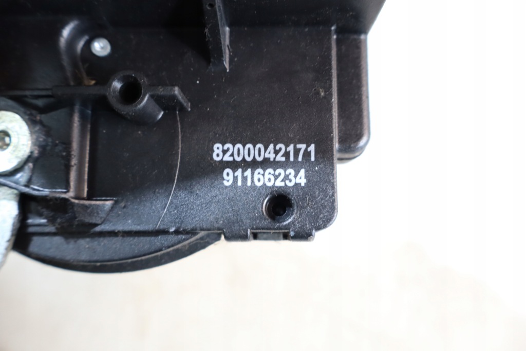 фото №4, Замок правый перед дверь renault trafic ii