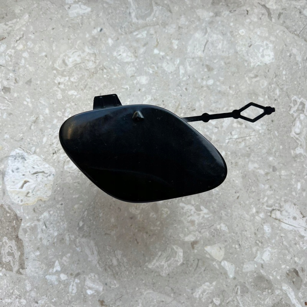 фото №1, Mercedes glb x247 lift 2023- заглушка фаркоп бампера a2478853108