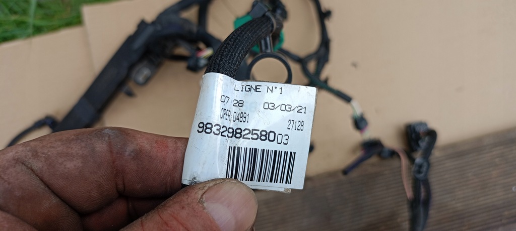 фото №6, Жгут двигателя шланг peugeot 208 2008 ii 2 c4 iii 3 e электрик 9832982580