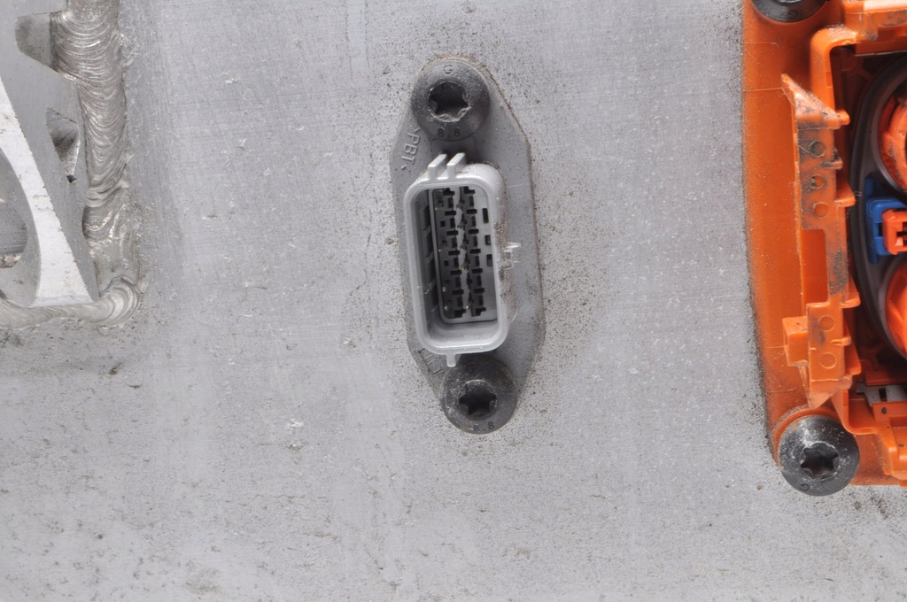 фото №9, Renault clio v captur akana 1.6 e-tech аккумулятор аккумулятор 295f17870r