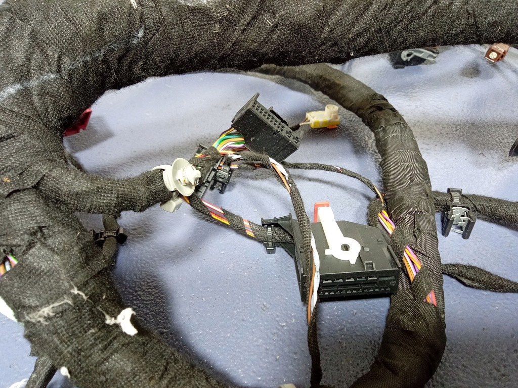 фото №8, Audi q4 e-tron джгут електропроводка електрична салону