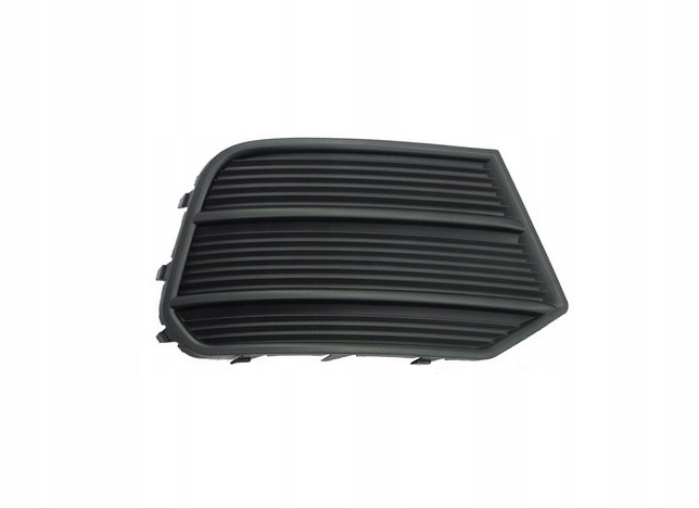 фото №1, Решётка радиатора w бампере правая audi q3, 01.2015-