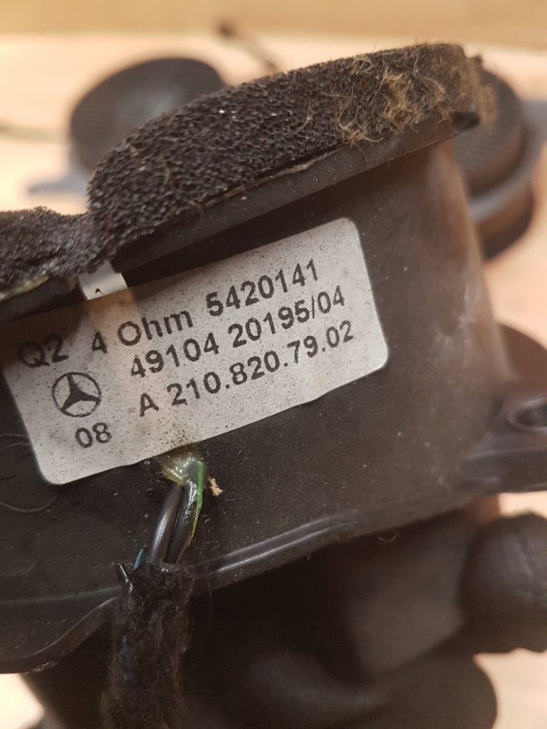 Динамик задняя задний mercedes w210 Оригинал