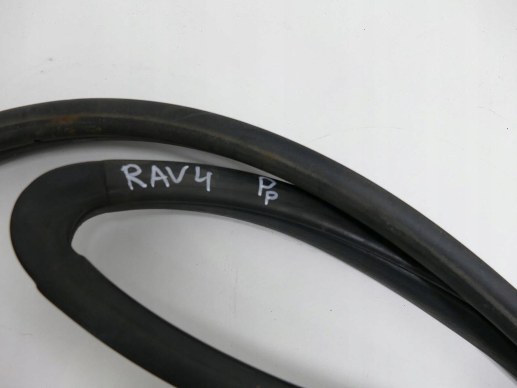 фото №4, Toyota rav4 ii lift прокладка двері правий перед 5d
