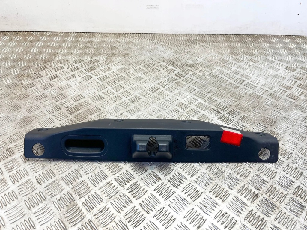 Купити Молдинг декоративна багажника mercedes-benz sl r231 a2317580502 30642531 4.7l