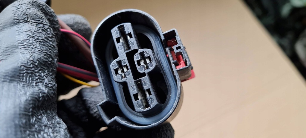 фото №12, Rs5 8w lift s5 a5 штекер разъёмы вентиляторов 1k0906234b 1k0906234c a4 b9