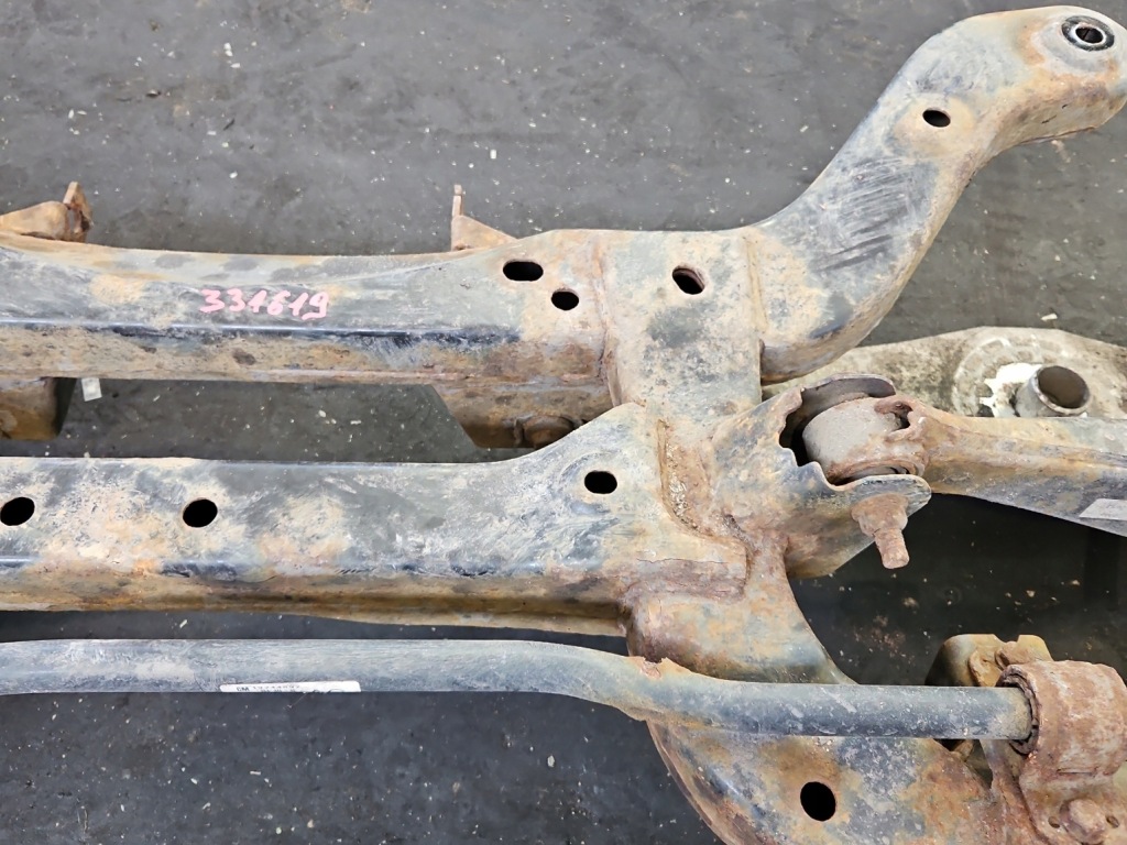 Задня балка oś задній opel insignia a 2.0 cdti 08-17 в Україні