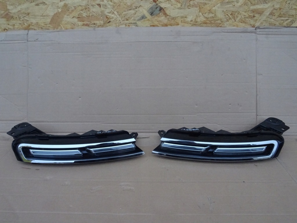 фото №1, Citroen c5 aircross лампы led лампа правая 9818005080 левая 9818005180