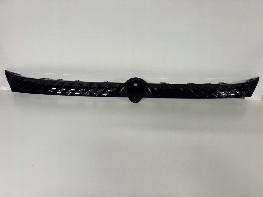 Купить Решётка радиатора решётка радиатора citroen jumpy 2024-2025 9849402880 новый