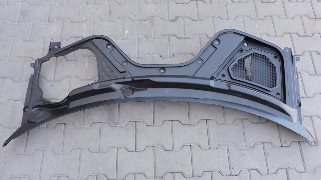 фото №1, Жабо maserati granturismo m189