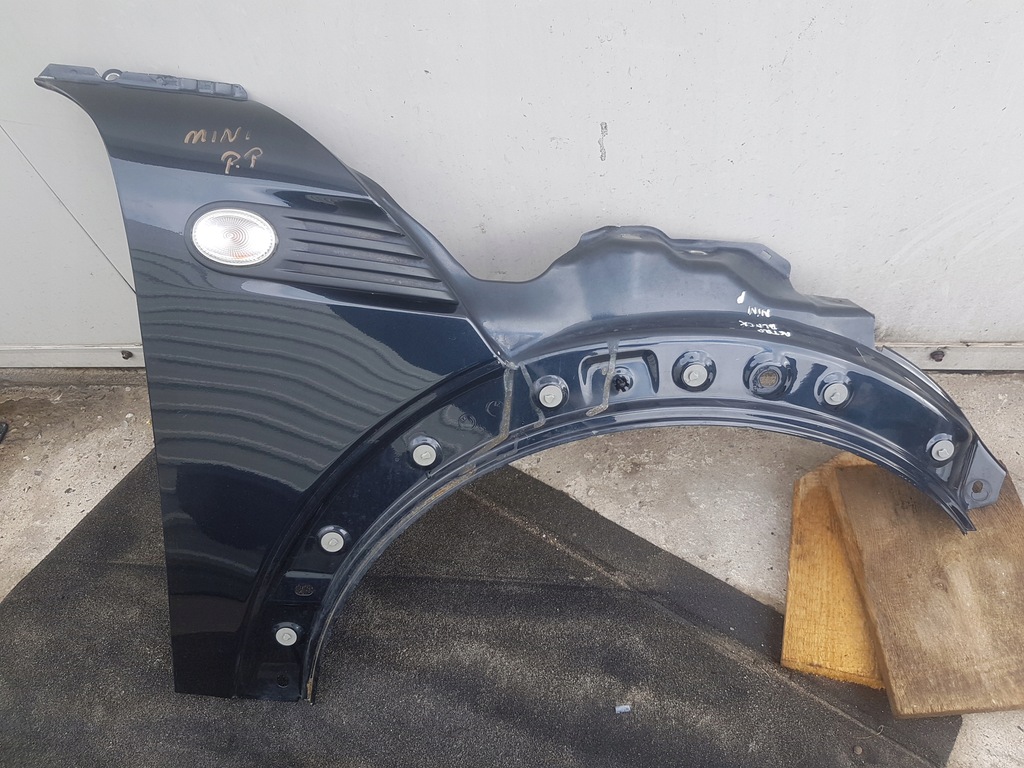 фото №1, Mini cooper r56 крыло правый перед astro black