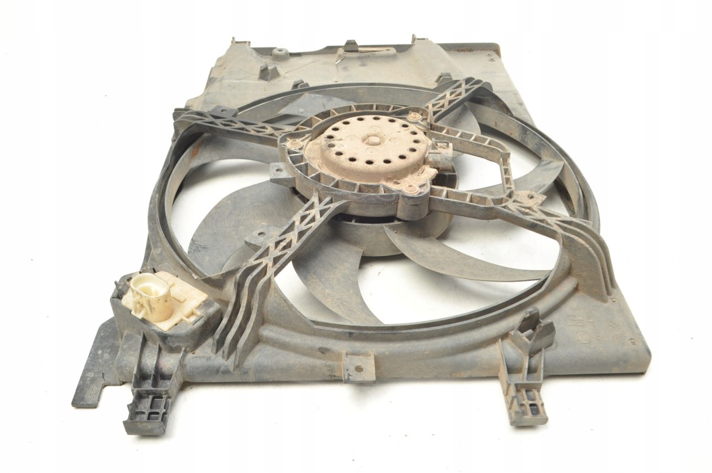 Opel corsa e 1.4 16v 90km вентилятор радіатора 13428114 Київ