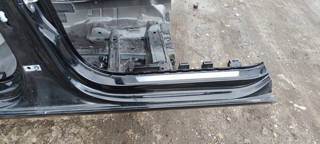 фото №5, Четверть блок двигателя порог правый audi a4 b9 sedan kombi оригинал !!!