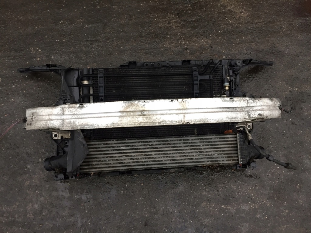 фото №1, Audi a5 8t a4 2.7 3.0 tdi pas передний усилитель