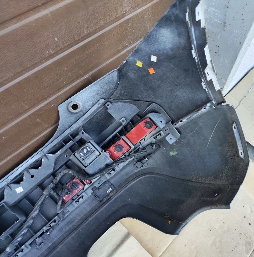 фото №10, Бампер задняя kompletny pdc hak audi q3 8u 2014