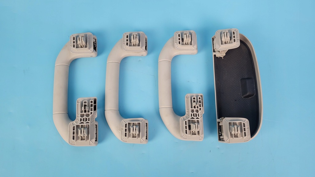 фото №7, Mercedes w218 cls ручка кронштейн стельовий a2048100151 бардачок a2048100041