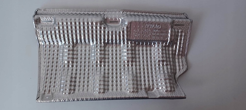 фото №1, Защита лист тепловая vw passat b8 3g0825716