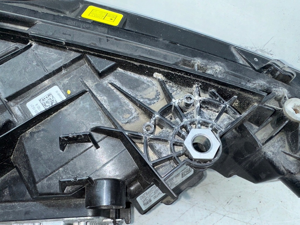 фото №12, Bmw 4 g22 g23 m4 g82 g83 лампа левая bmw laser комплектная серебристая