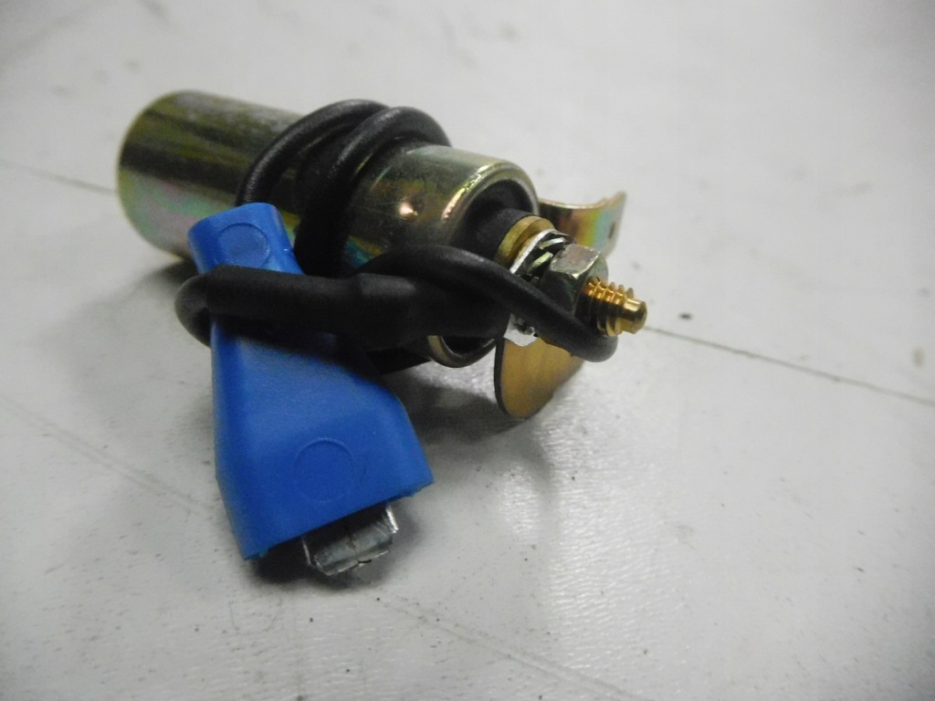 фото №4, Конденсатор renault r12-r16 оригинальный номер 7701013223