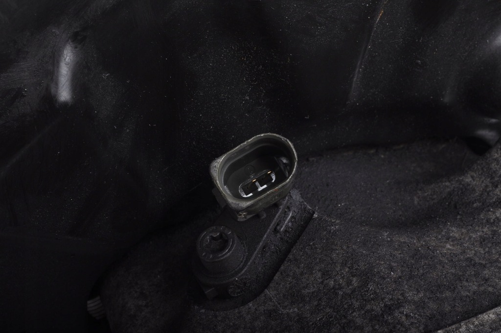 фото №7, Vw tiguan ii awd поворотний кулак права задня важіль задня