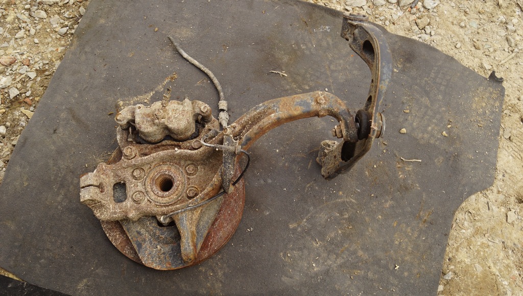 фото №7, Поворотный кулак левый перед nissan navara d40 3.0d