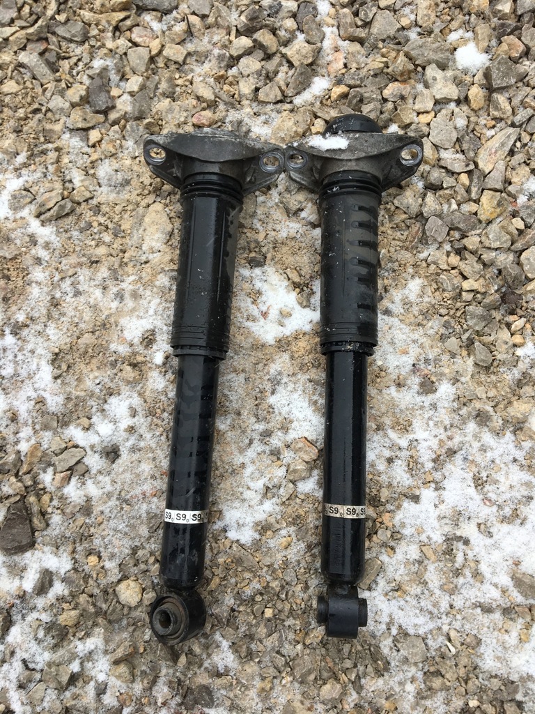 фото №1, Амортизатор задня l/p corolla xii e21 18-