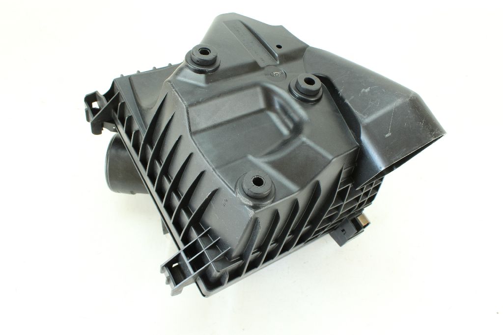 Купити Корпус фільтра повітря toyota rav4 346545404 13-