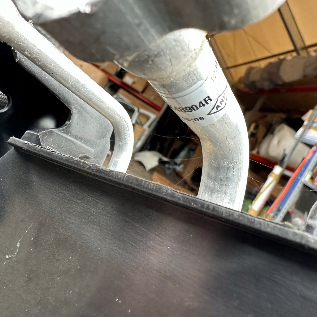 фото №14, Renault zoe охолодження акумулятор захист балка задня