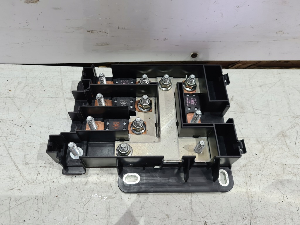 фото №1, Предохранители аккумулятор jaguar xf x250