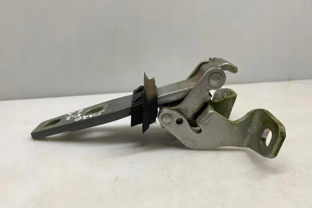 фото №6, Лівий петля кришки багажника bmw x3 f25 7211283 3.0l дизель 190kw 2012