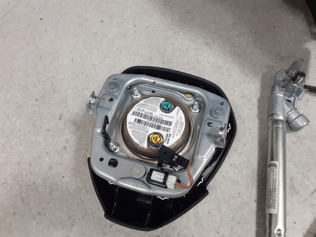 фото №6, Quattroporte vi m156 lift консоль приборная панель подушка безопасности комплект кожа ремни оригинал