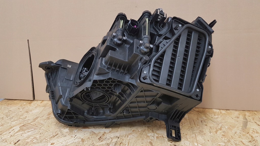 Фара перед правый  audi q3 83a full led matrix Цена