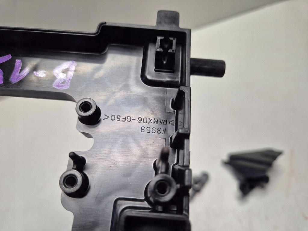 фото №5, Mazda cx-5 ii каркас кронштейн линзы лампы левый с лампы o nr: kb8n51040