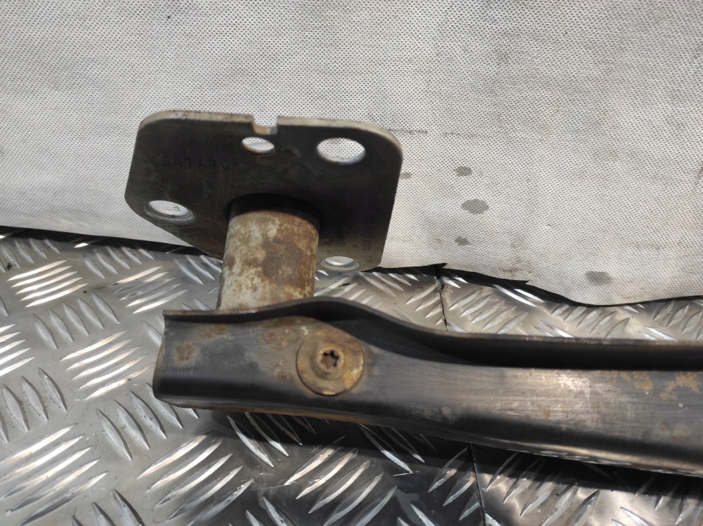 Балка передня під  бампер балка перед бампера smart mc 01 0004835v002 Доставка