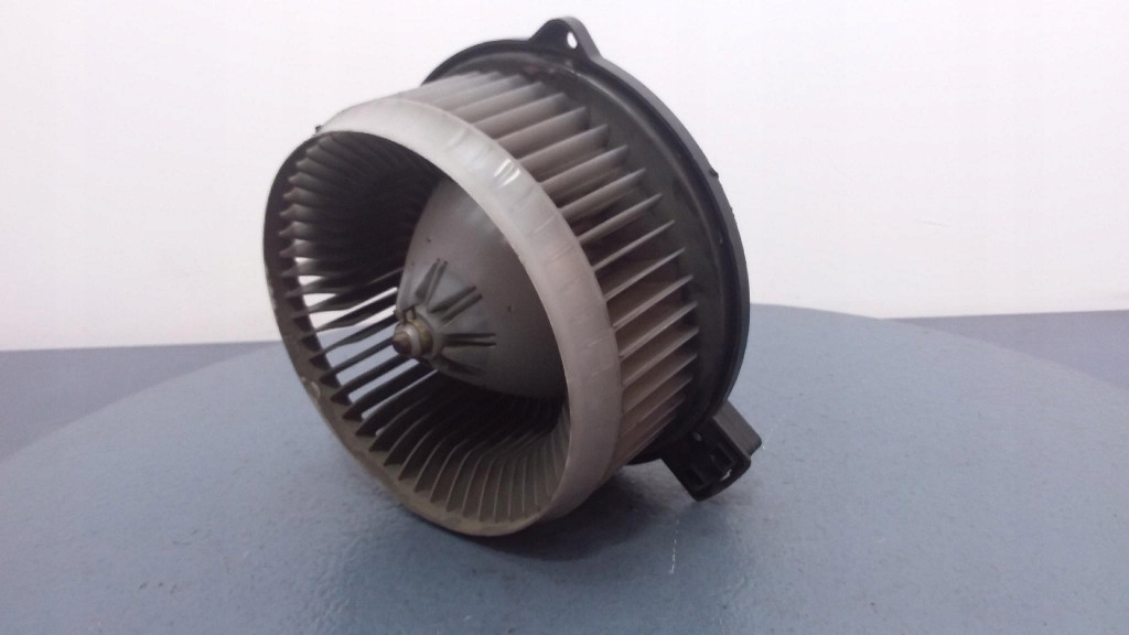 фото №4, Lexus is 200 i повітродувка повітря вентилятор обдув 194000-1150