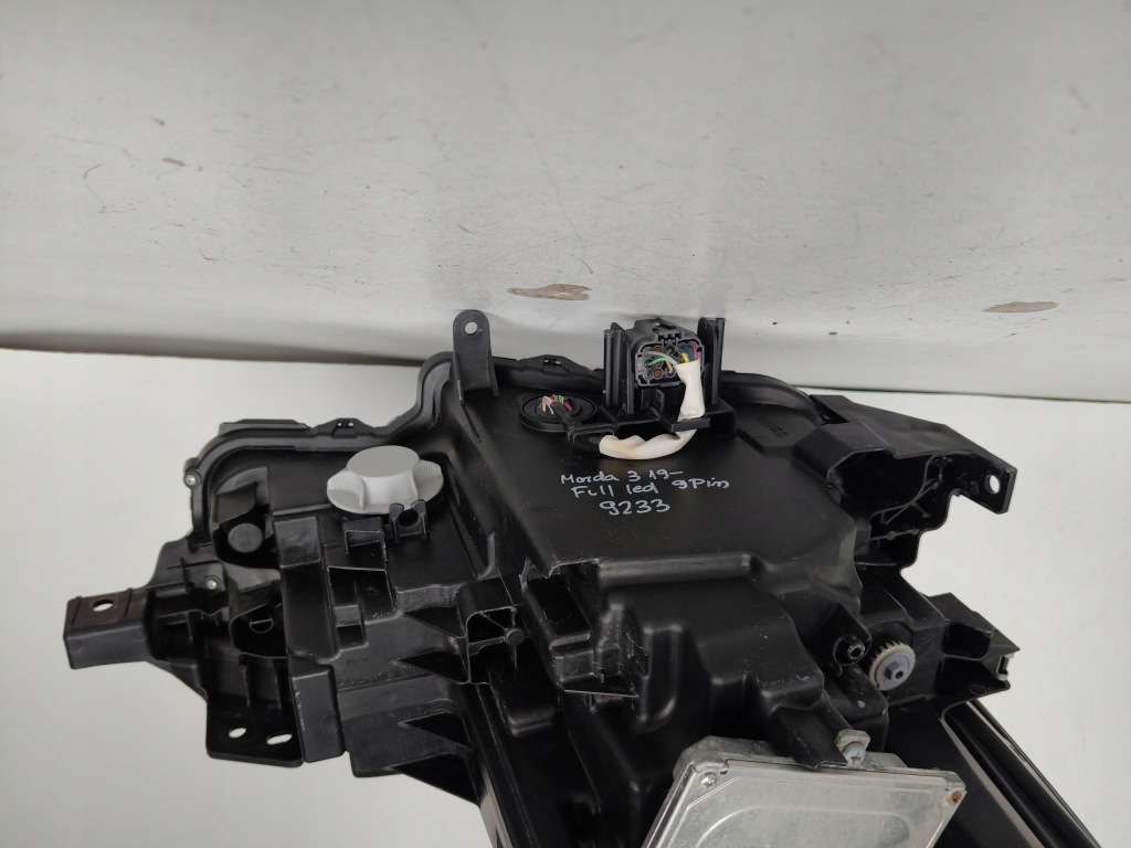 Фара левая фара mazda 3 19- full led 9 pin Недорого