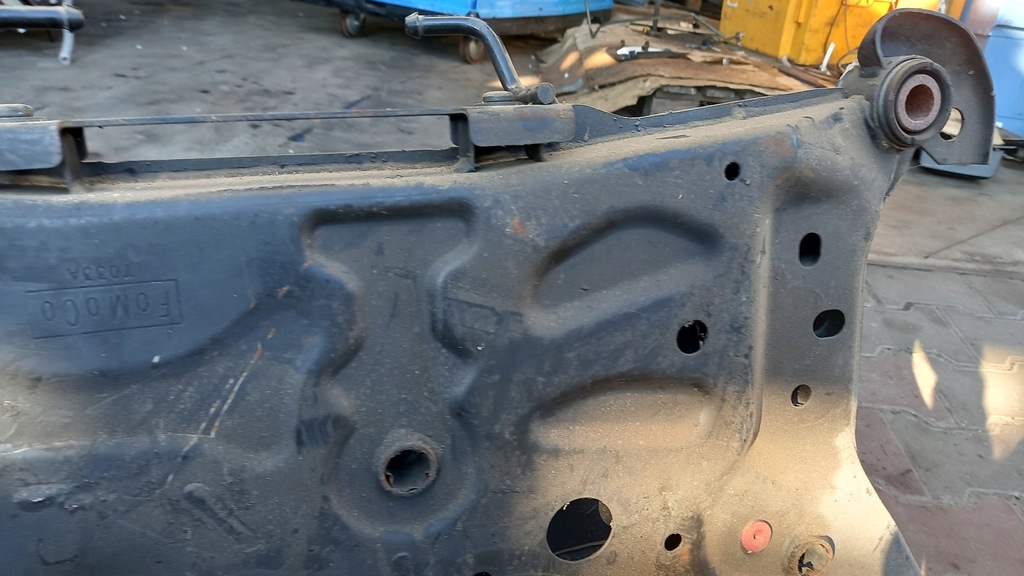 фото №9, Подрамник перед volvo v40 12-19r