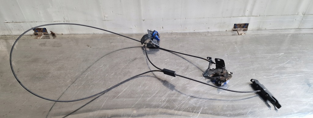 Купить Замок решётка капот трос ручка scania r 1925340 1925341