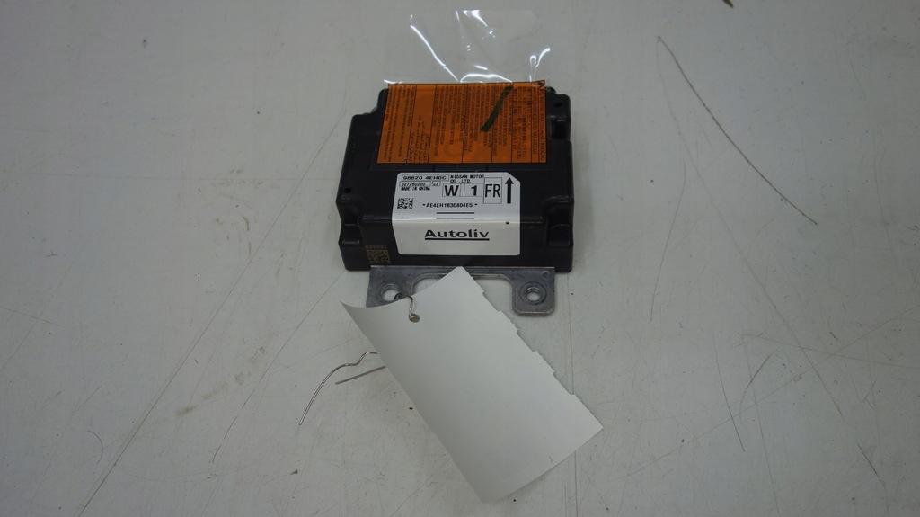 фото №1, Nissan qashqai j11 датчик блок управления подушка безопасности