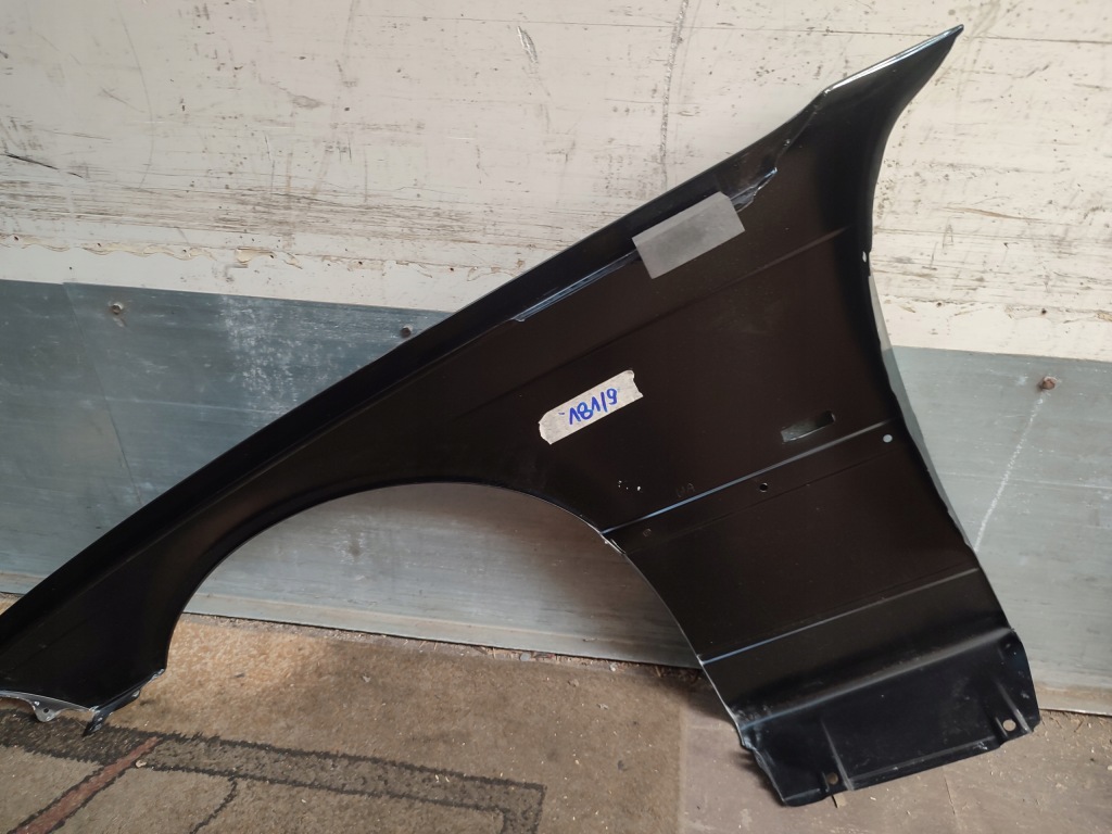 Крила правий перед bmw e36 купе рестайлінг  181/9 в Україні