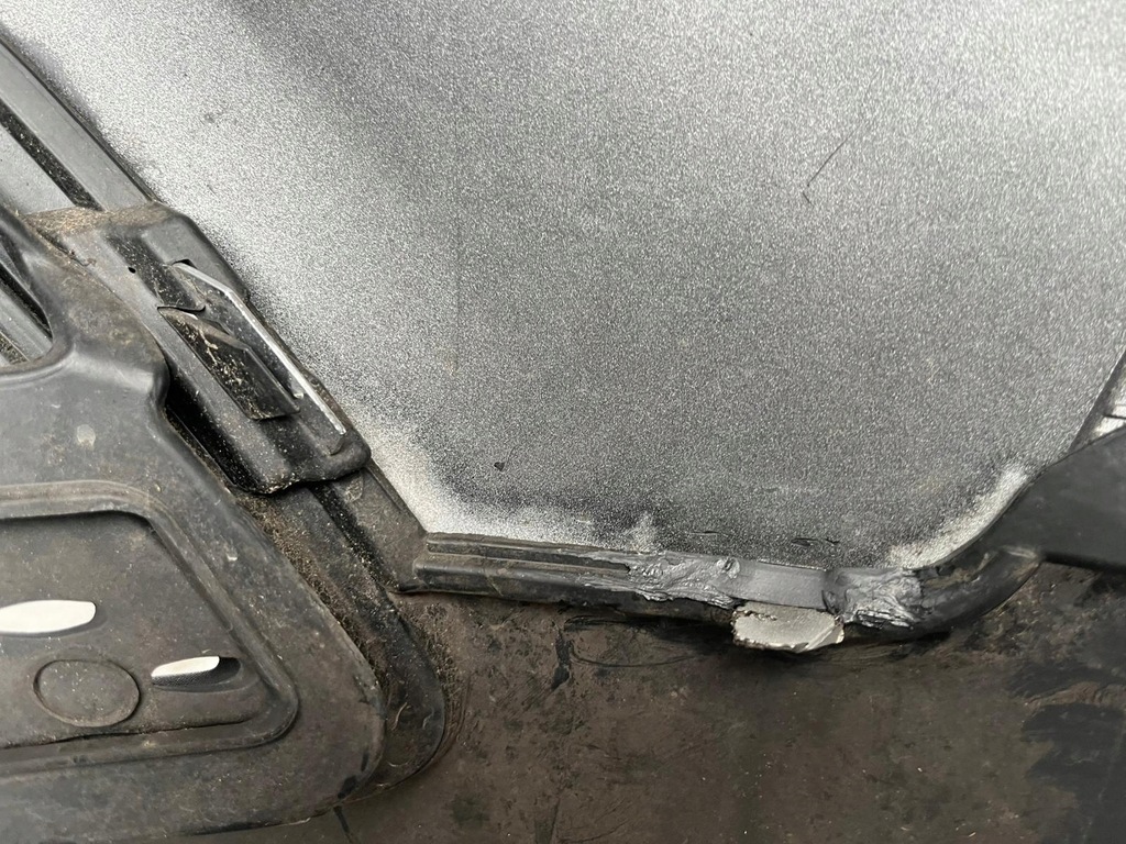 фото №14, Renault captur 1 i 13-17 бампер перед передний решётка радиатора плита решётка