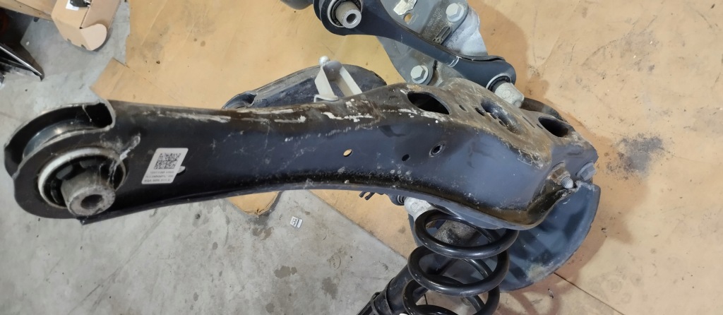 фото №11, Поворотный кулак ступица рычаг подвеска левый задняя vw t-roc 1.5 tsi 20r