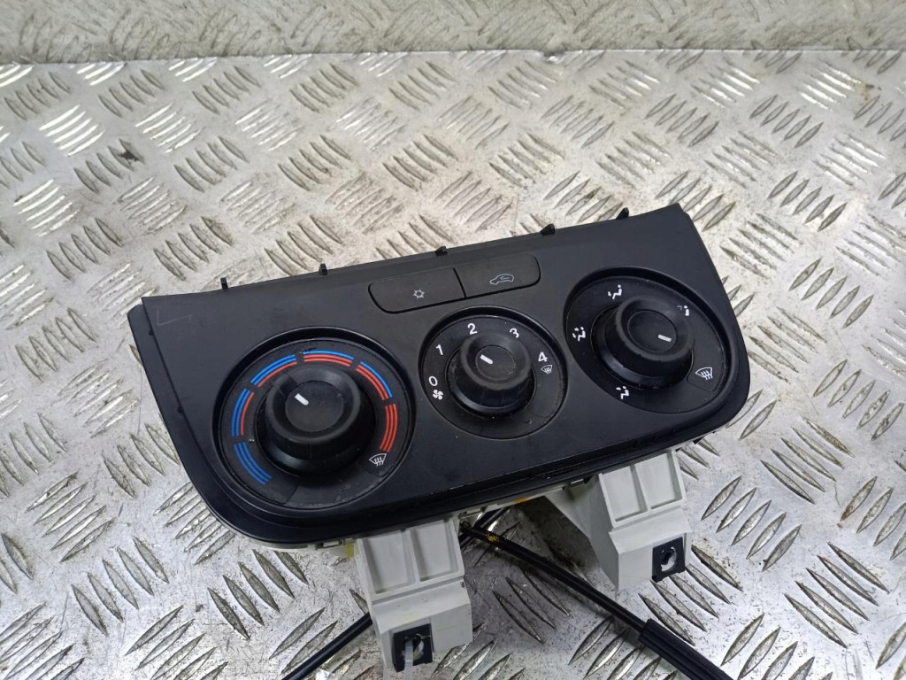 фото №1, Opel combo d 1.6 cdti панель кондиціонера 735498657