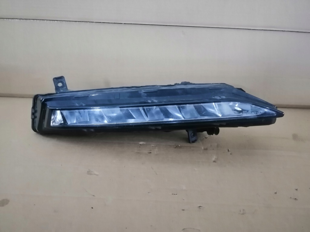 фото №1, Skoda superb iii противотуманная фара правый перед led