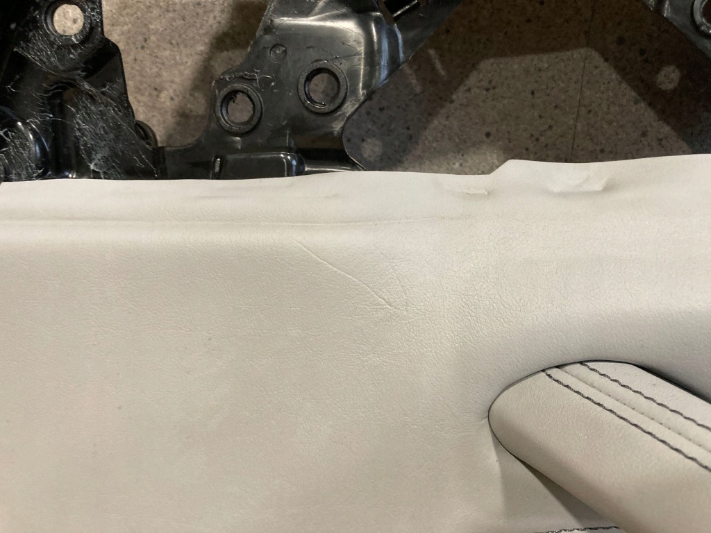 Обшивка двері передніх перед сторона правий bmw m5 f90 в Україні