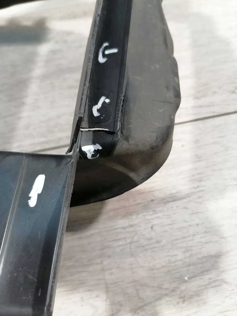 фото №10, Audi a4 rs4 воздуховод впуск воздуха 8k0121673